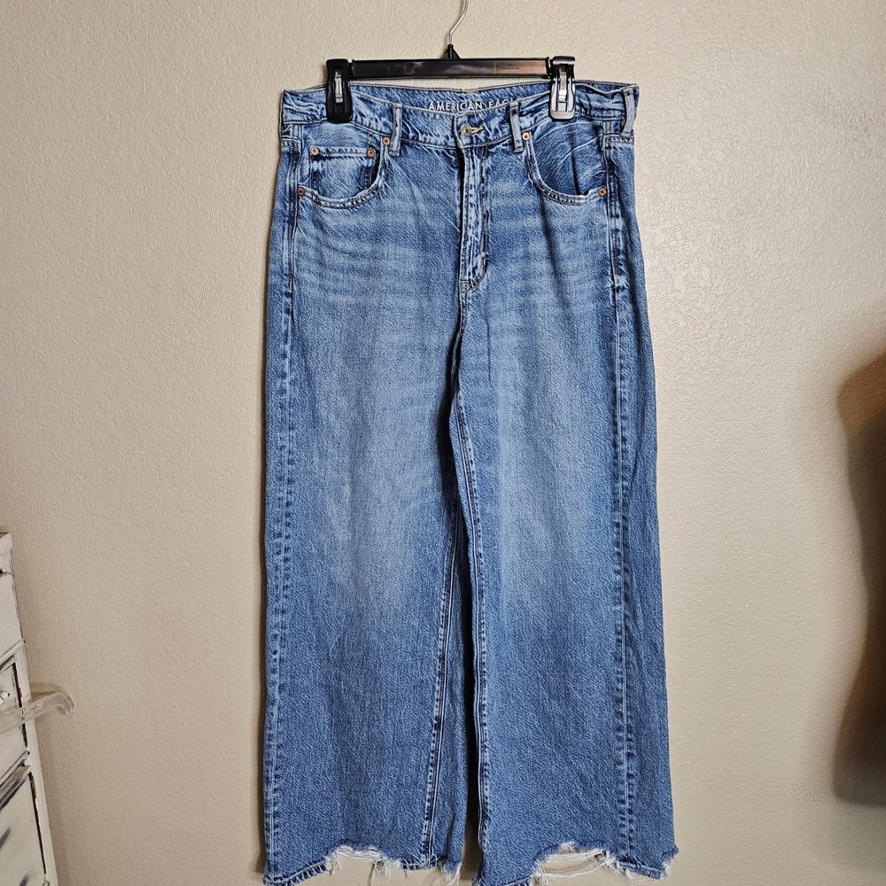 American Eagle Super High Rise Baggy Wide Leg Jeans Blue Size 12 Raw Hem